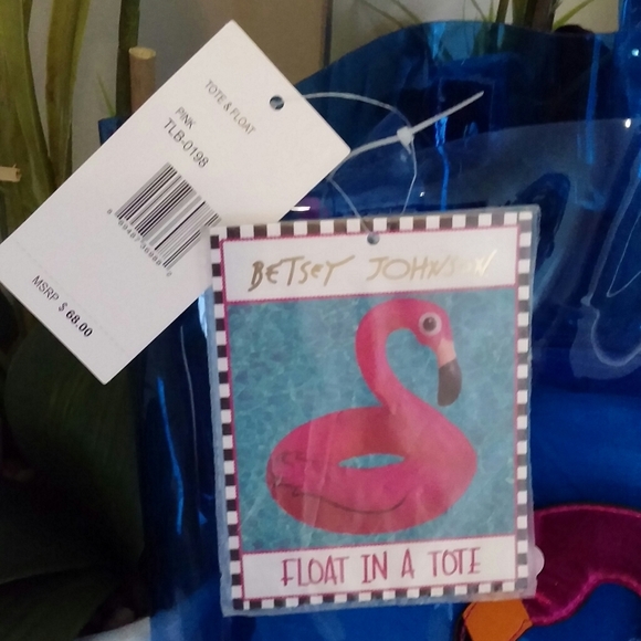Betsey Johnson beach tote bag with flamingo float. NWT - Picture 7 of 7